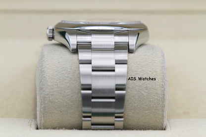 Rolex 114300 Oyster Perpetual 39MM Rhodium Dial 2017 Box & Papers