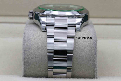 Rolex Milgauss 116400 GV Green Crystal Black Dial 2021 Box & Papers