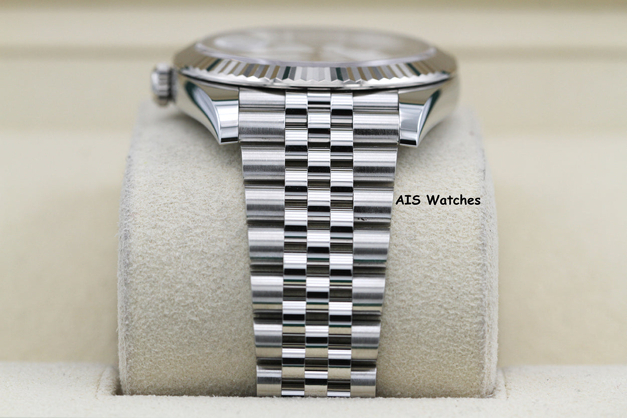 Rolex Datejust 41MM 126334 White Roman Dial Jubilee 2022 Box & Papers