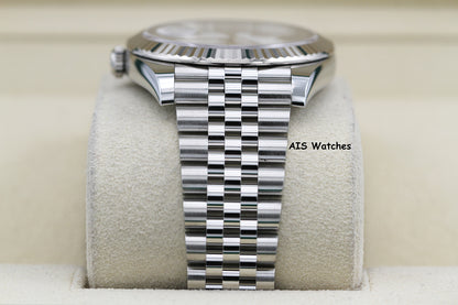 Rolex Datejust 41MM 126334 White Roman Dial Jubilee 2022 Box & Papers