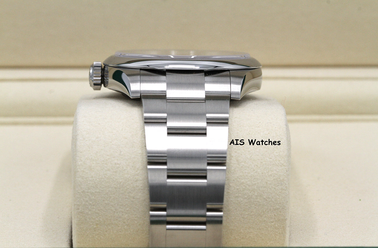 BNIB Rolex 134300 Oyster Perpetual 41 MM Beige Dial Box & Paper