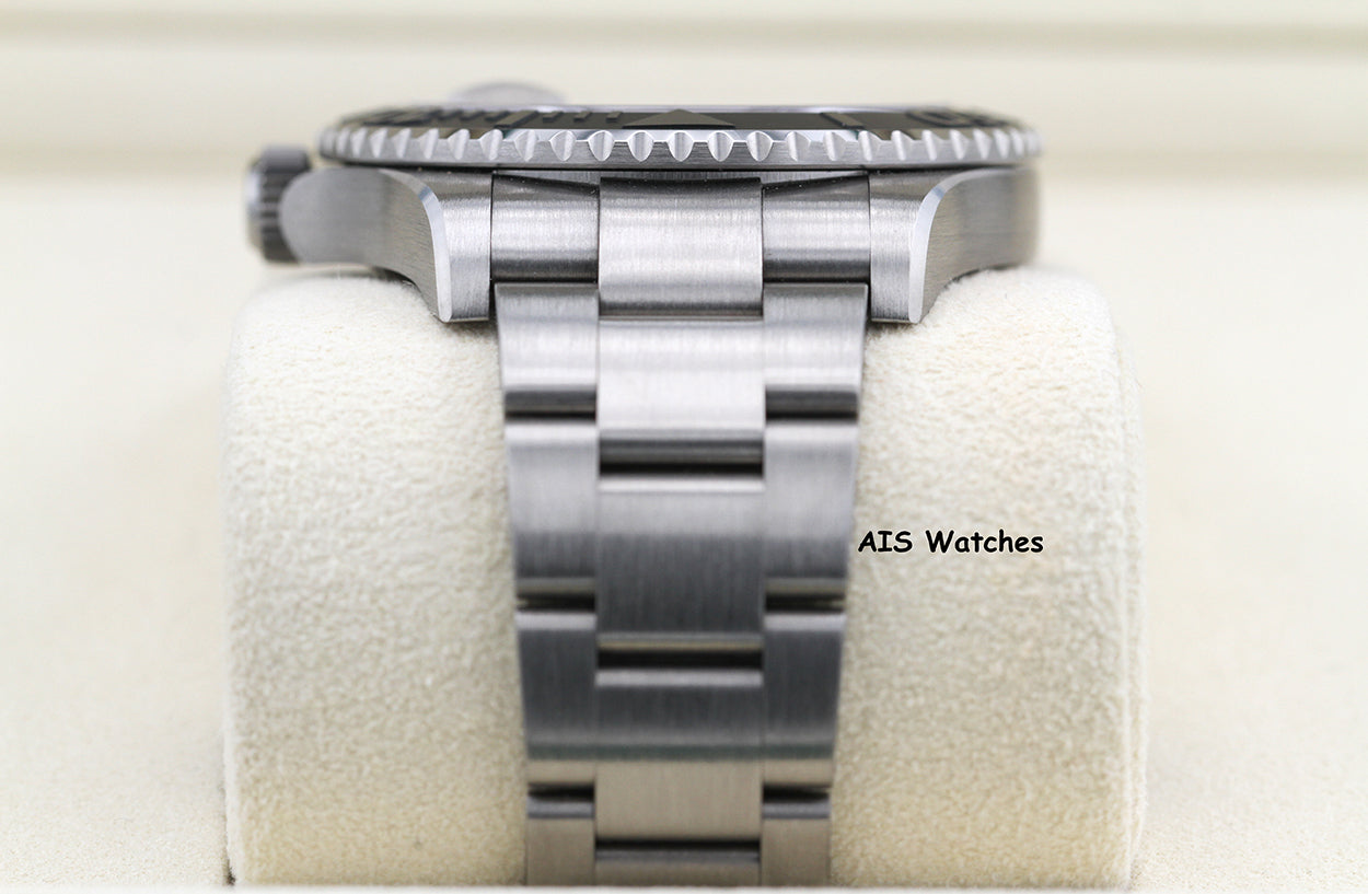 Rolex Yachtmaster 226627 Titanium 42MM 2026 Box & Papers