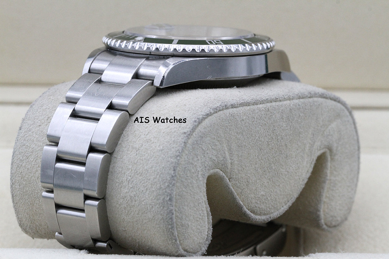 Rolex Submariner 16610LV 50th Anniversary Kermit Z Serial RSC/ Box & Papers