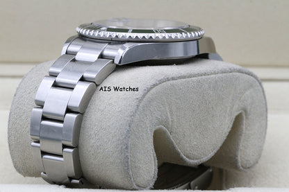 Rolex Submariner 16610LV 50th Anniversary Kermit Z Serial RSC/ Box & Papers