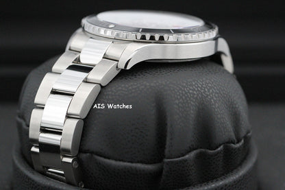 Breitling SuperOcean A17375211B1A1 Automatic Black Dial 42MM Box & Papers