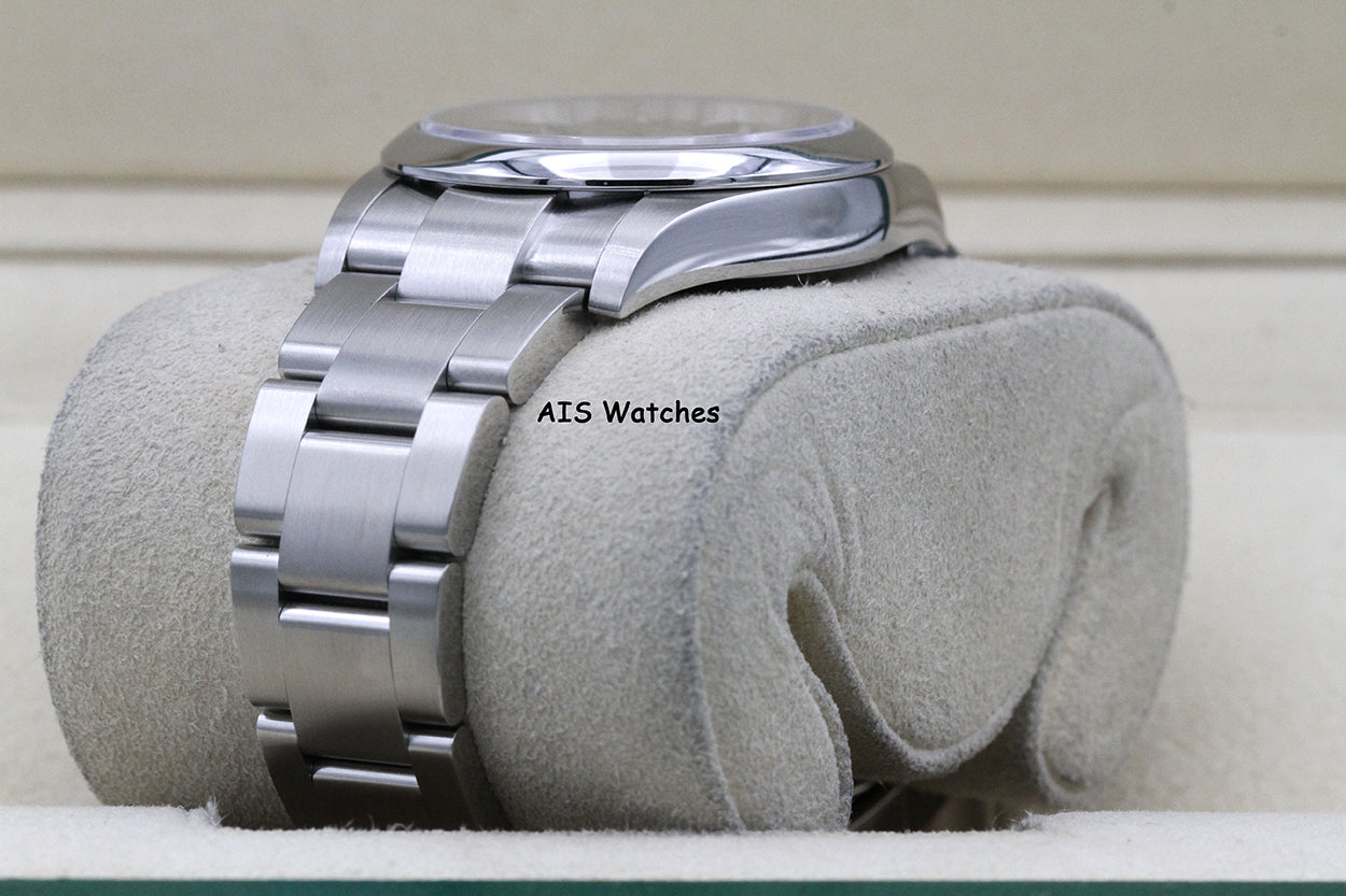 Rolex 124200 Oyster Perpetual 34 MM Blue Dial 2021 Box & Papers
