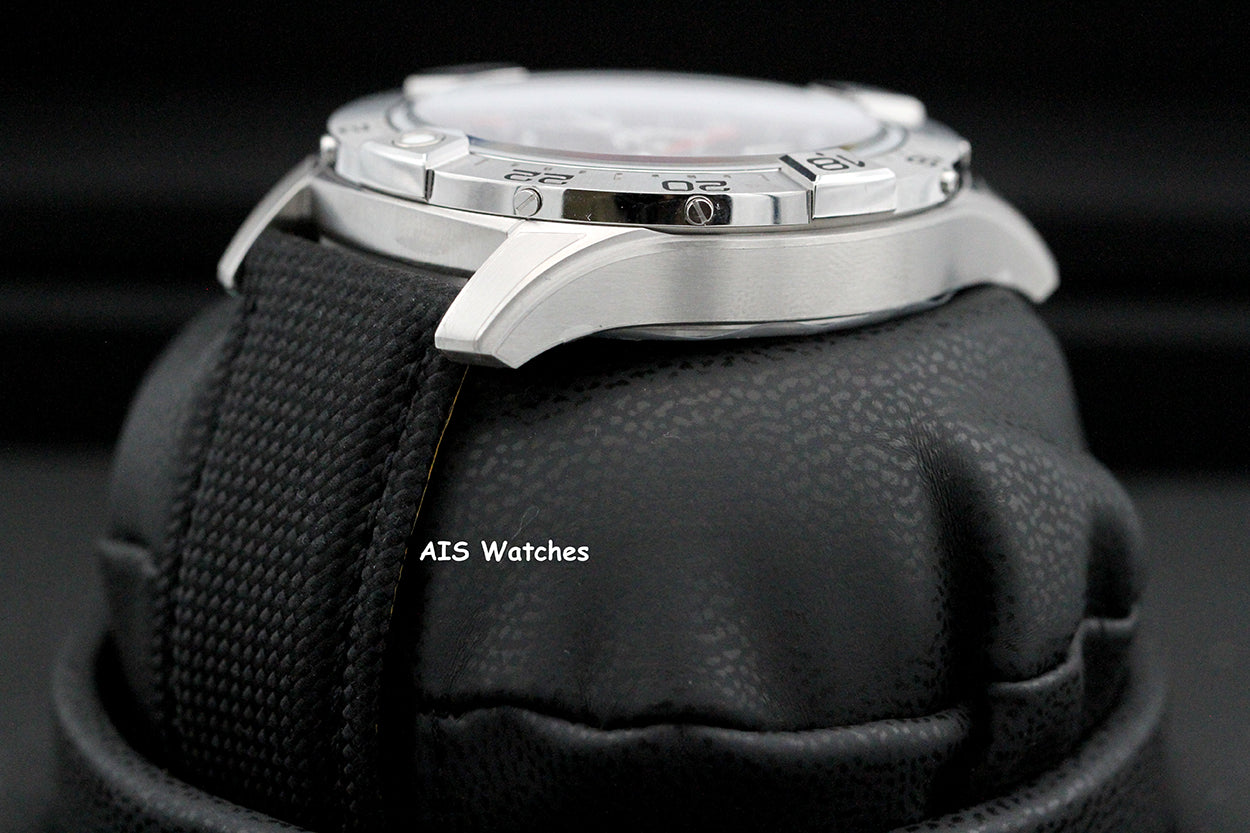BNIB Breitling Avenger Automatic GMT A32320101B1X1 Black Dial Strap SS 44MM B&P