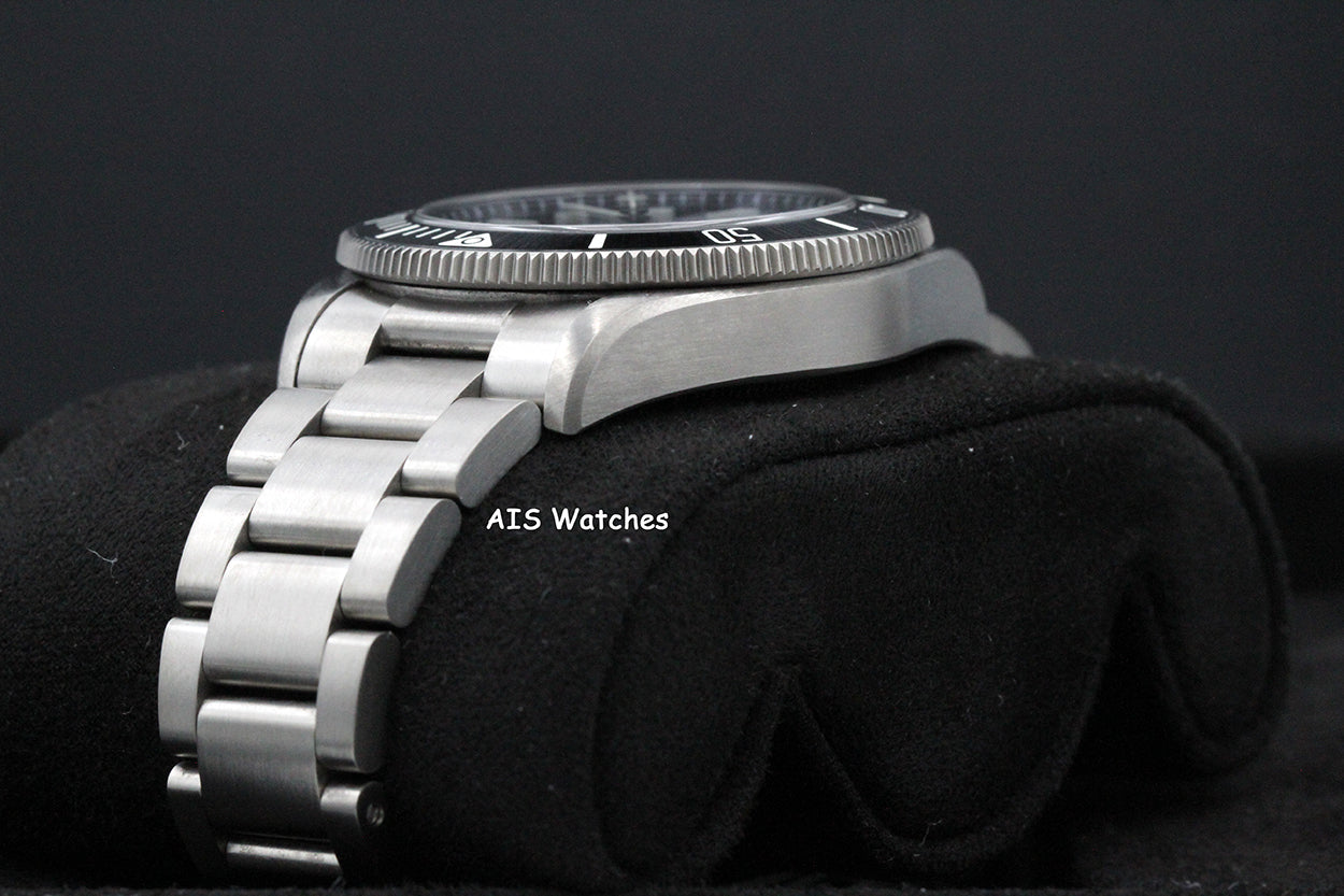 Tudor Pelagos 39MM 25407N Black Dial Titanium Box & Papers