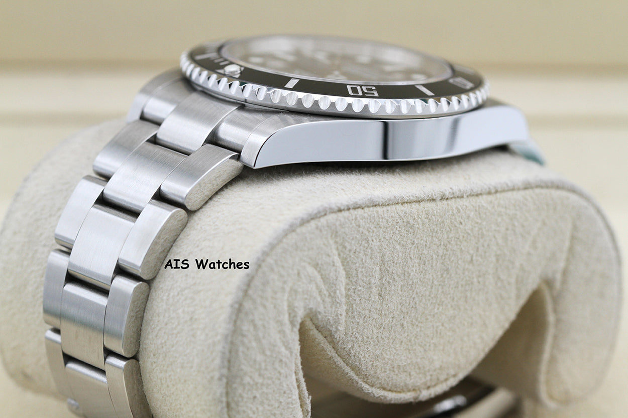 Rolex Submariner Ceramic No Date 124060 41MM 2022 Box & Papers