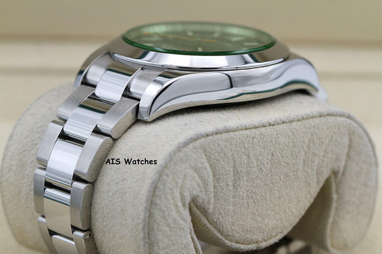 Rolex Milgauss Z-BLUE 116400GV Green Crystal Blue Dial 2017 Box & Papers