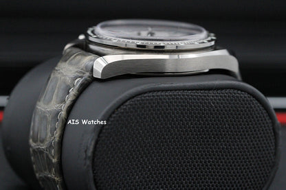 Omega Speedmaster Moonwatch 311.93.44.51.99.002 Grey Side Of The Moon 2019 B&P