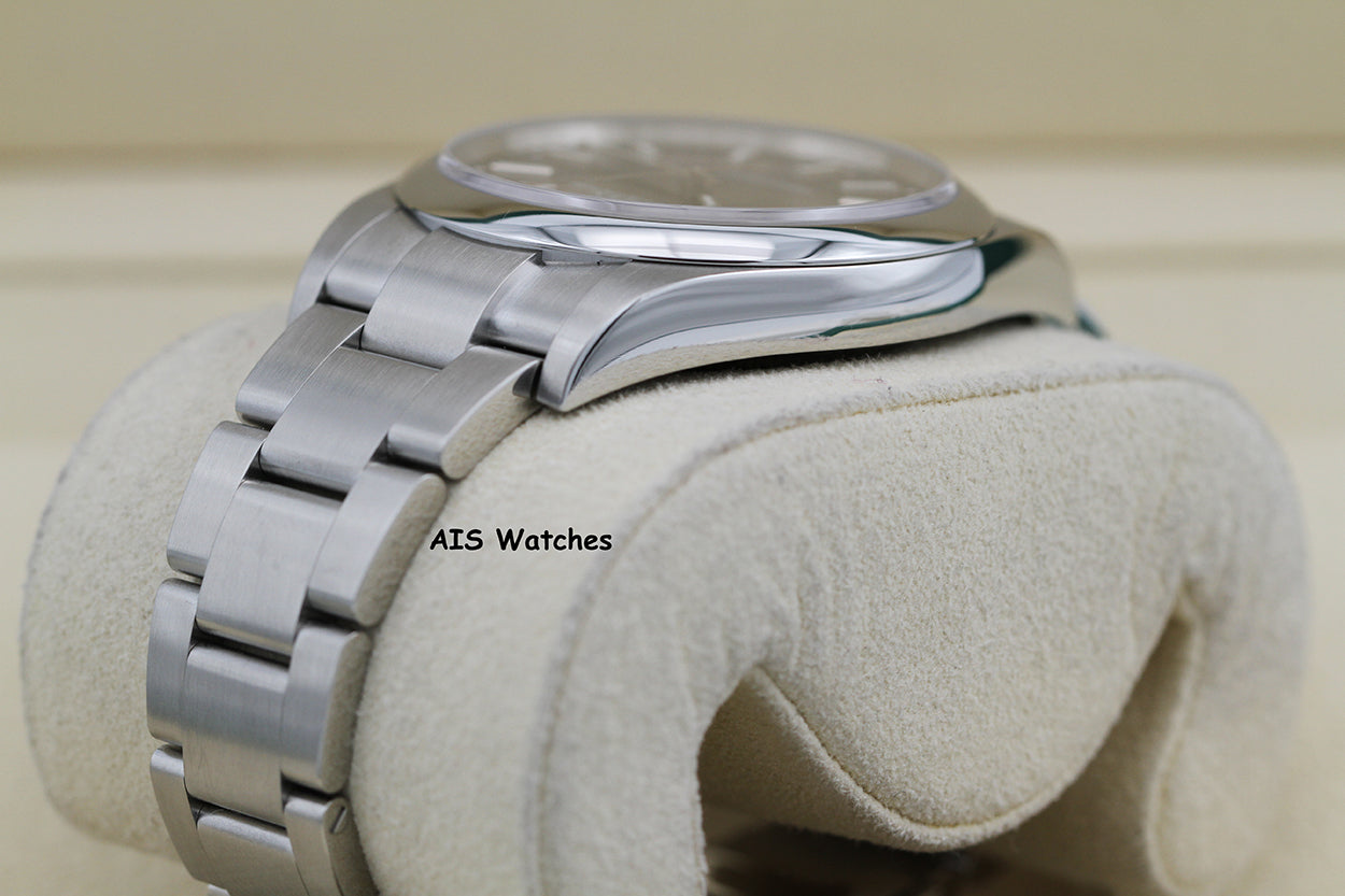 Rolex 114300 Oyster Perpetual 39MM Black Dial 2019 Box & Papers