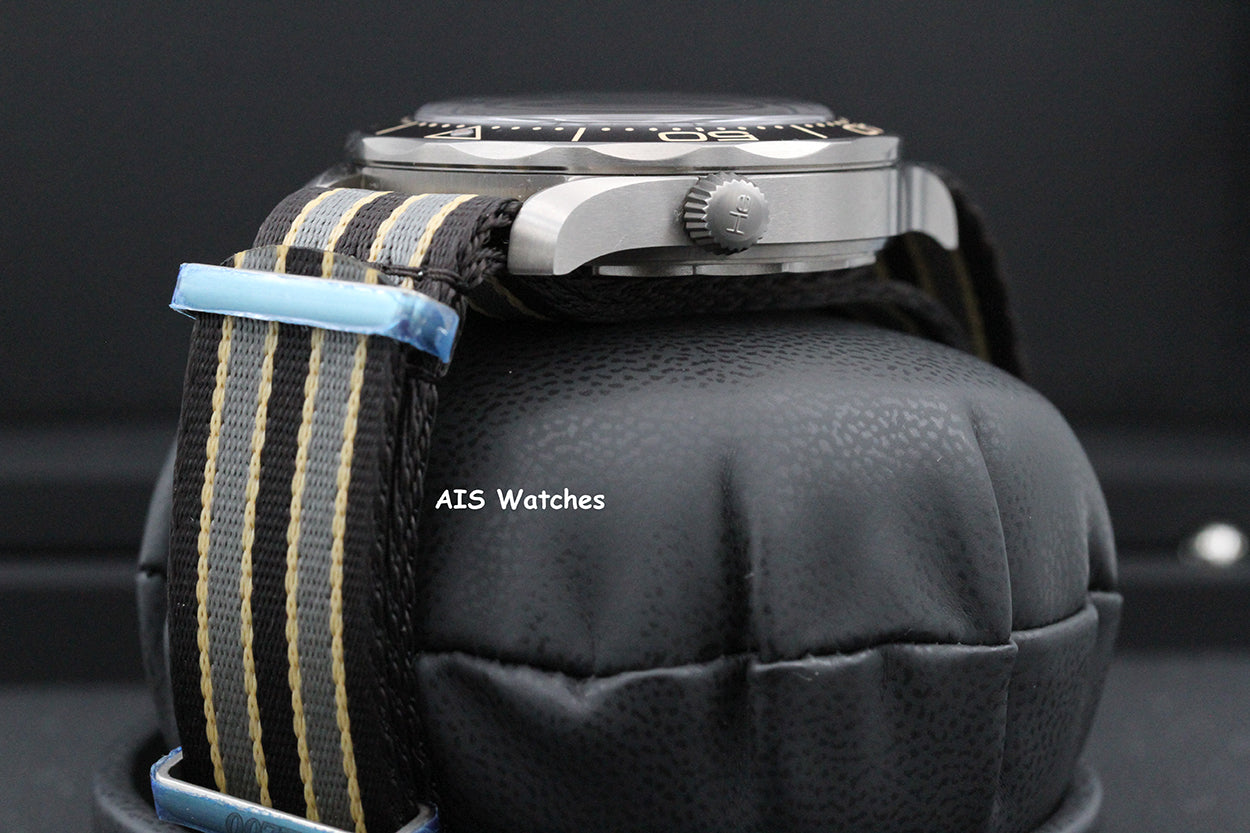 NOS Omega Seamster Diver 300M No Time to Die 007 James Bond 210.92.42.20.01.001