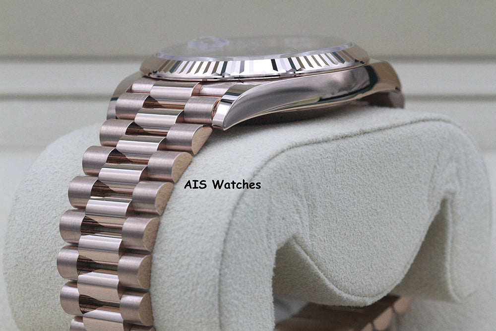 BNIB Rolex 228235 DayDate 40MM DD40 Rose Gold Olive Green Roman Dial B&P