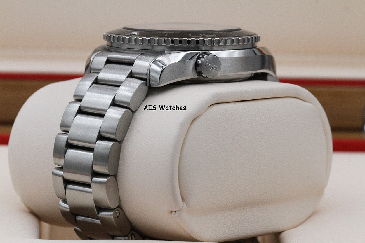 Omega Seamaster Planet Ocean 600M 215.33.40.20.01.001 39.5MM Black Dial SS B&P