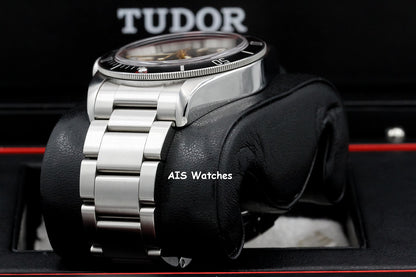 Tudor 79220N Heritage Black Bay Black Stainless Steel / NATO / Leather Box & Paper