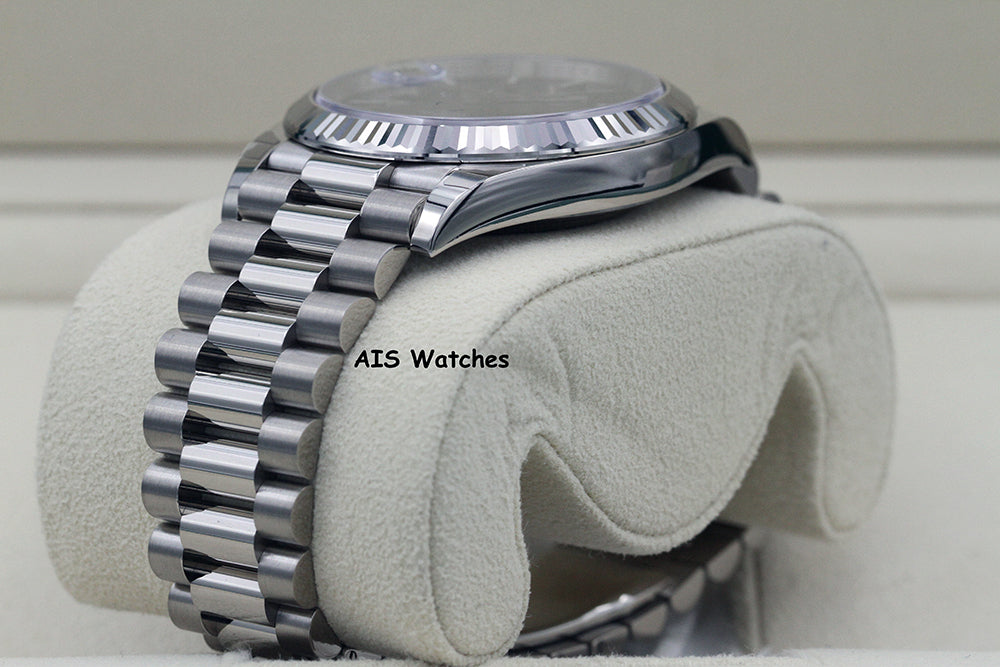BNIB Rolex 228239 DayDate 40MM DD40 White Gold Black Stick Dial