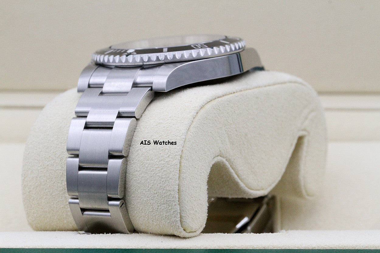 Rolex Submariner 114060 No Date 40MM Ceramic Bezel 2019 Box & Papers