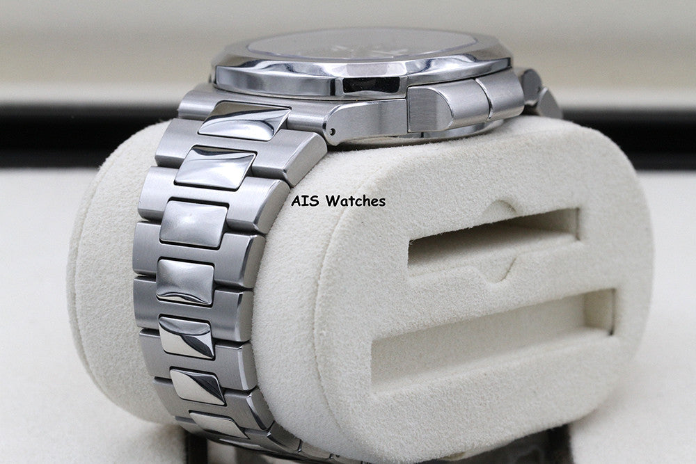 Patek Philippe Nautilus 5990/1A Chronograph Travel Time Grey Dial Box & Paper