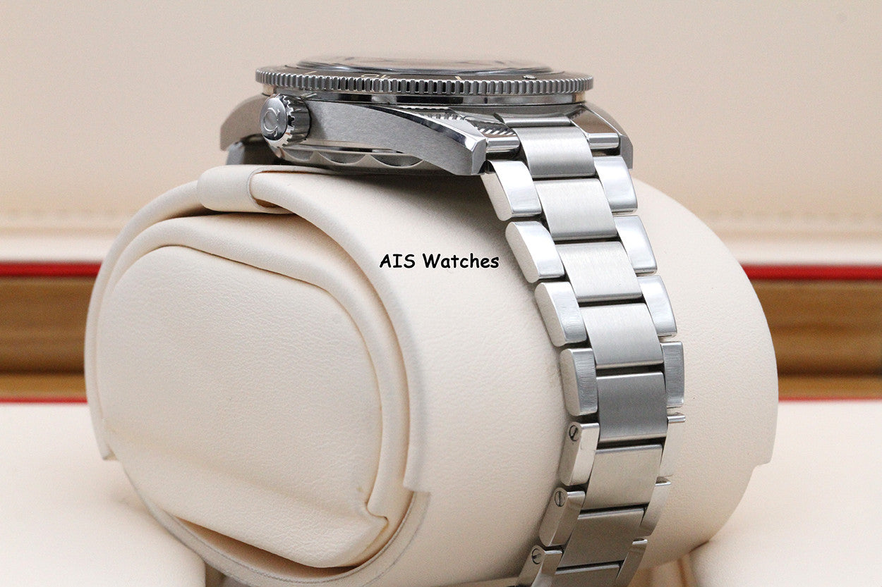 Omega Seamaster 300 Heritage Black Master Chrono 234.30.41.21.01.001 41MM 2023 B&P
