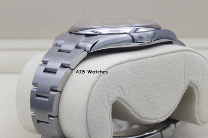 BNIB Rolex 124300 Oyster Perpetual 41 MM Yellow Dial Box & Papers