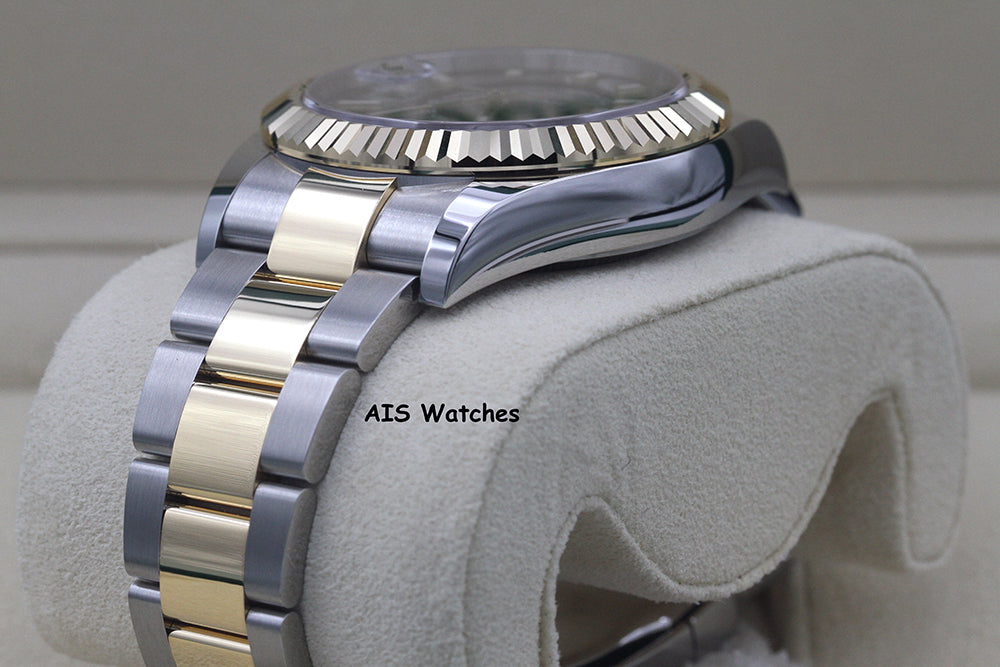 Rolex 326933 Sky-Dweller 18K Yellow Gold / Stainless Steel Black Dial B&P