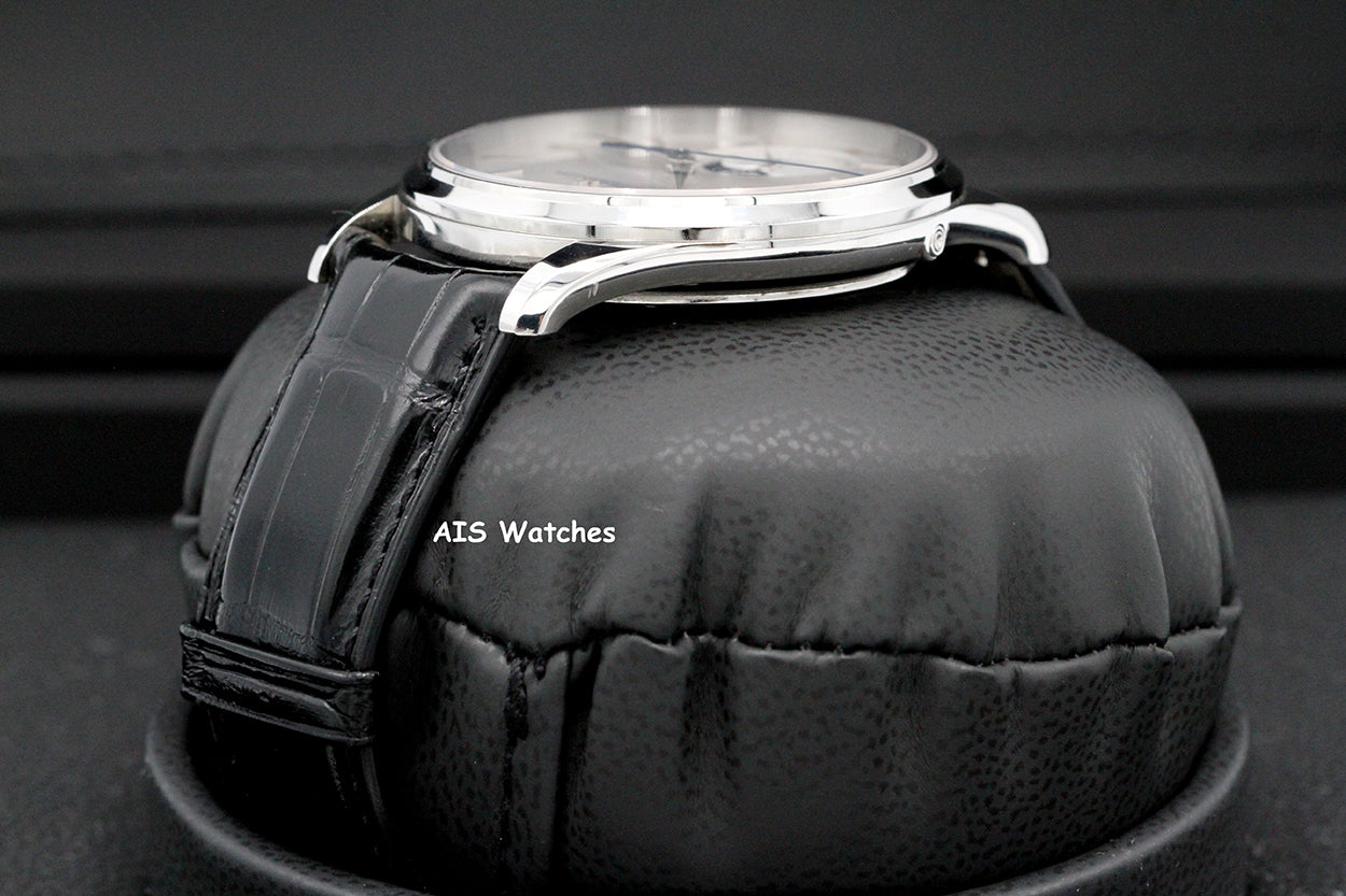 Jaeger-LeCoultre Q1368430 Master Ultra Thin Moon 39MM Stainless Steel Silver Dial B&P