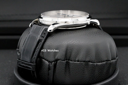 Jaeger-LeCoultre Q1368430 Master Ultra Thin Moon 39MM Stainless Steel Silver Dial B&P