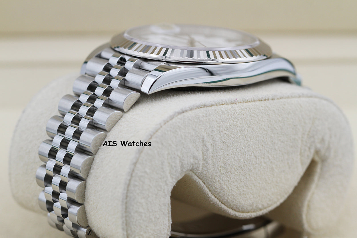 Rolex Datejust 41MM 126334 White Roman Dial Jubilee 2022 Box & Papers