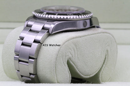 Rolex Sea Dweller 16600 SD Z Serial 40MM No Hole Case / SEL B&P