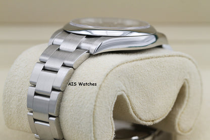 Rolex 124300 Oyster Perpetual 41 MM Blue Dial 2023 Box & Papers