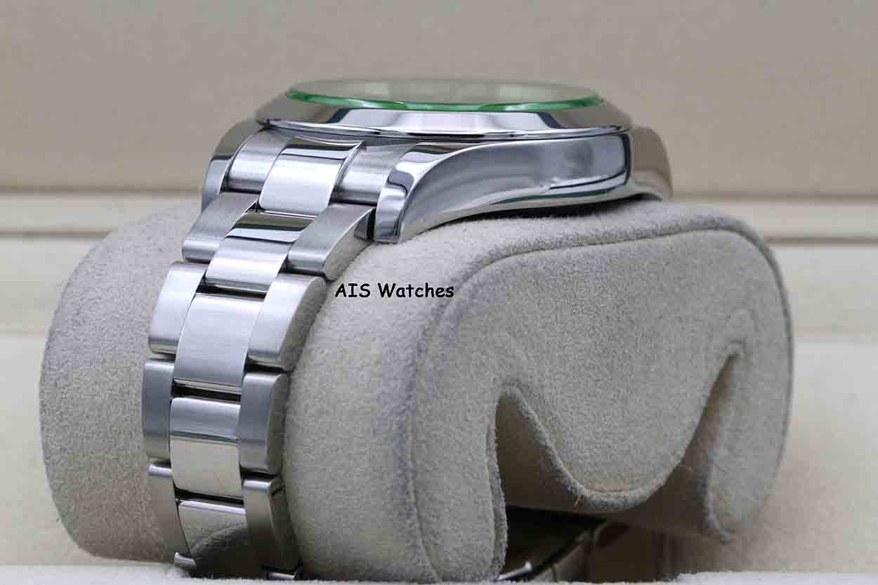 Rolex Milgauss 116400 GV Green Crystal Black Dial 2021 Box & Papers