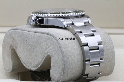 Rolex Submariner 16610LV 50th Anniversary Kermit Z Serial RSC/ Box & Papers