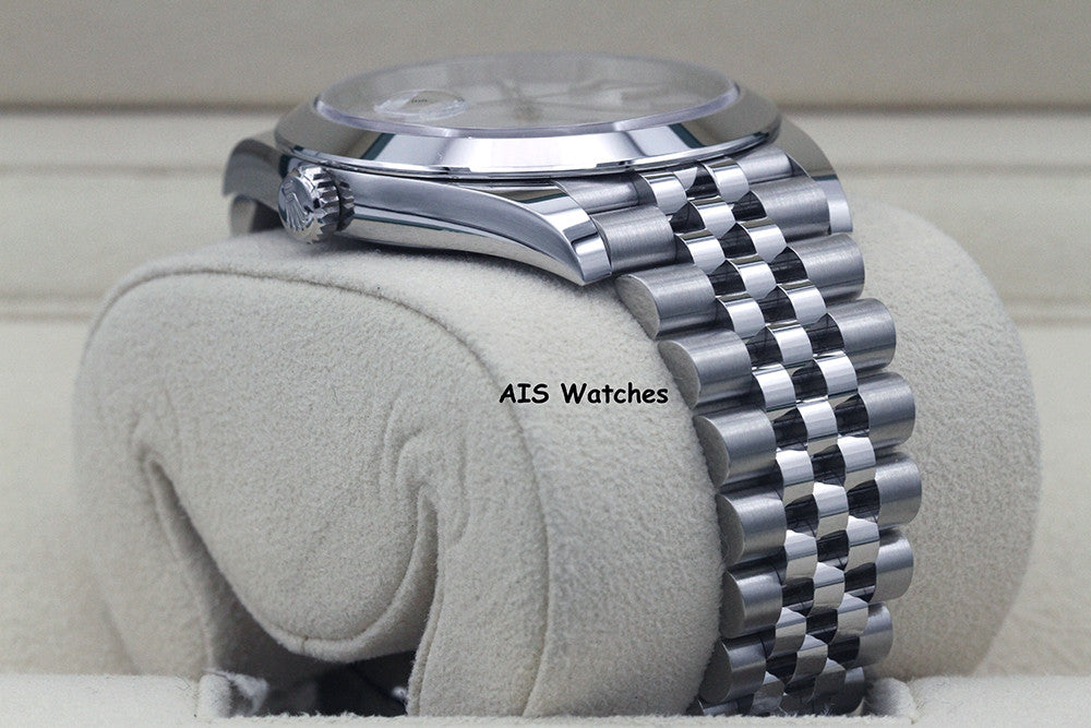 BNIB Rolex Datejust 41MM 126300 White Stick Dial Jubilee Bracelet B&P