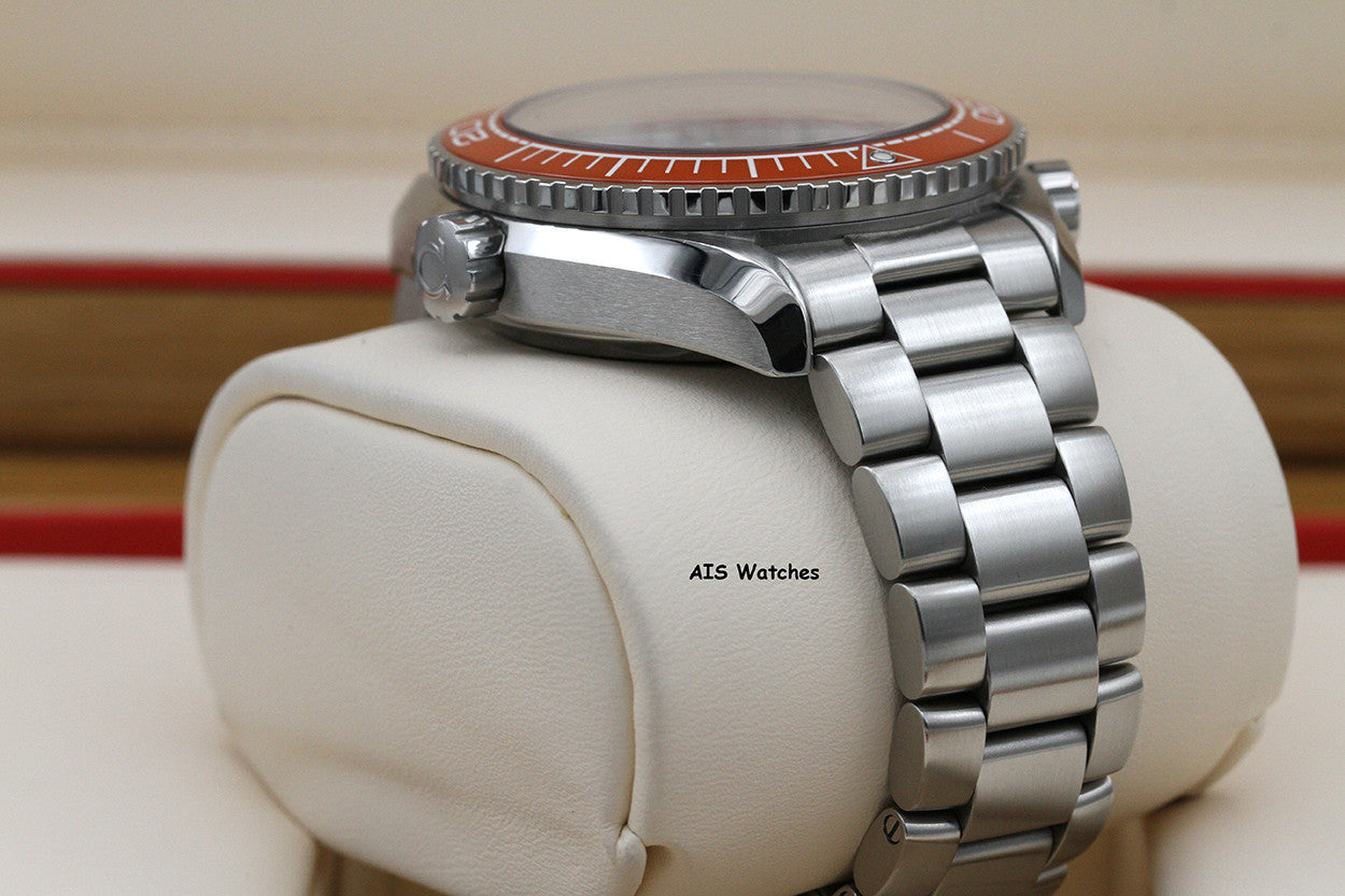 Omega Seamaster Planet Ocean 215.30.44.21.04.001 43.5MM Orange Bezel / White Dial BP