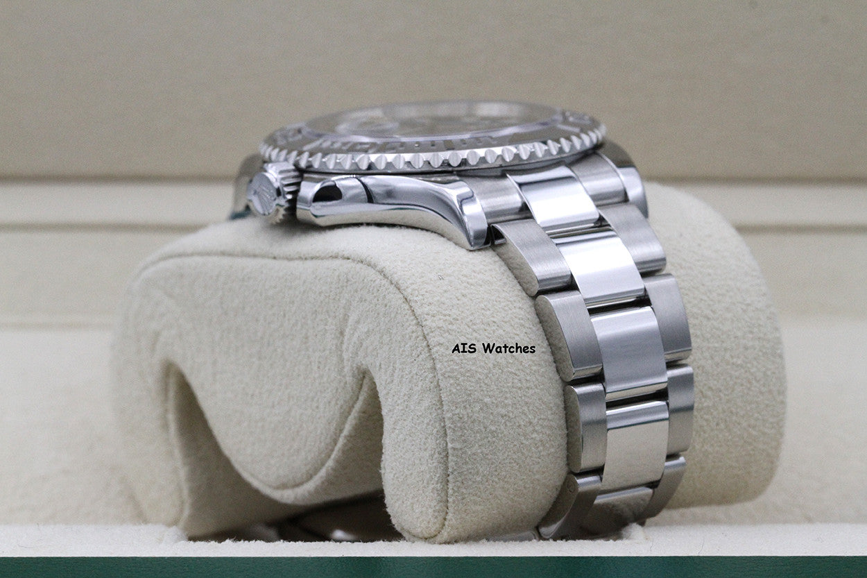 Rolex YachtMaster 116622 Dark Rhodium Dial Platinum Bezel 2018 Box & Papers
