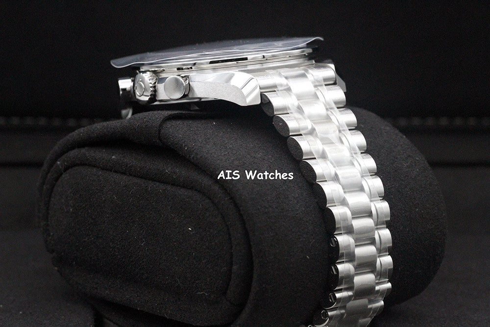 BNIB Omega SpeedMaster 3861 Moon Watch 310.30.42.50.01.002 Sapphire Sandwich BP