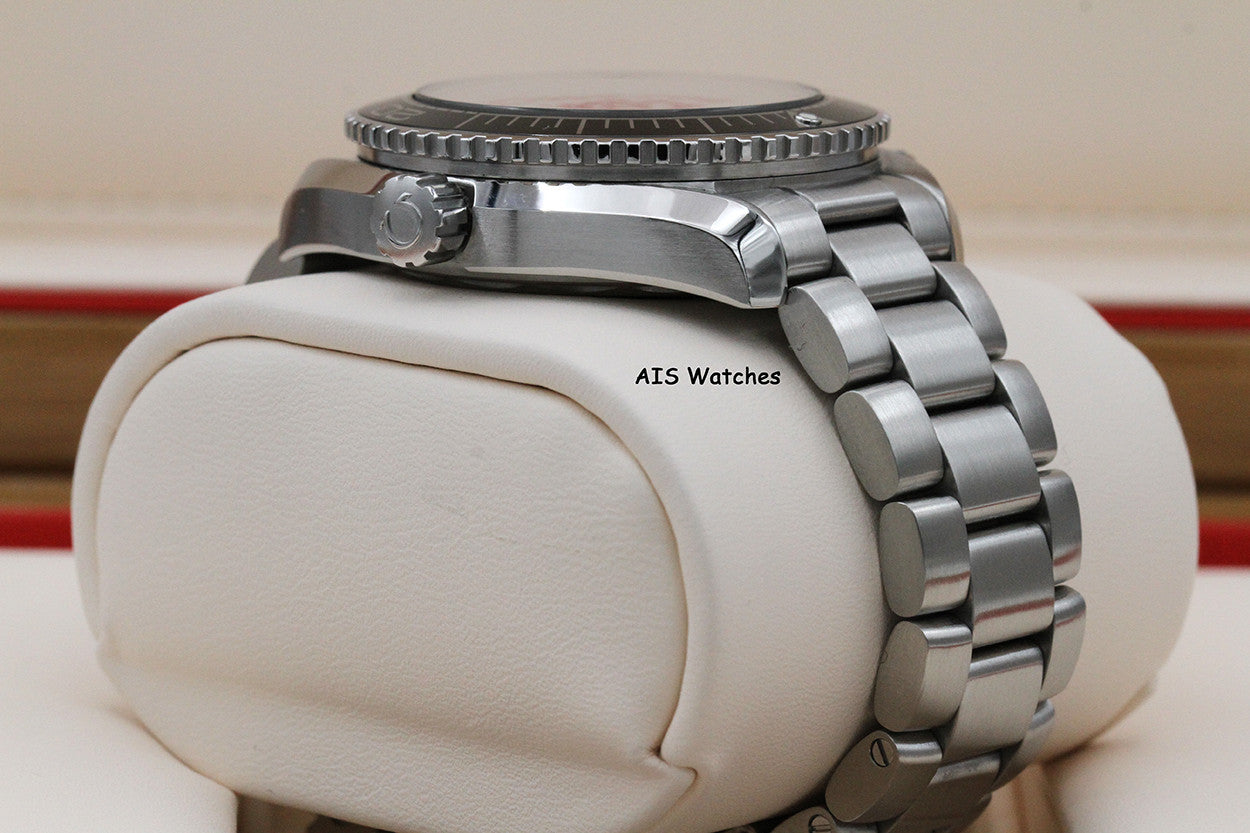 Omega Seamaster Planet Ocean 600M 215.33.40.20.01.001 39.5MM Black Dial SS B&P