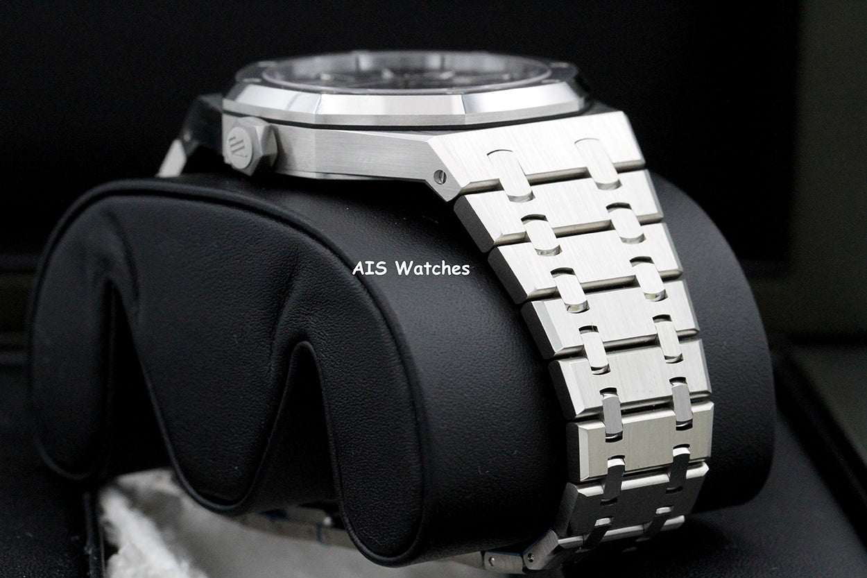 BNIB Audemars Piguet 15510ST.OO.1320ST.07 Royal Oak Black Dial 41MM Box & Paper