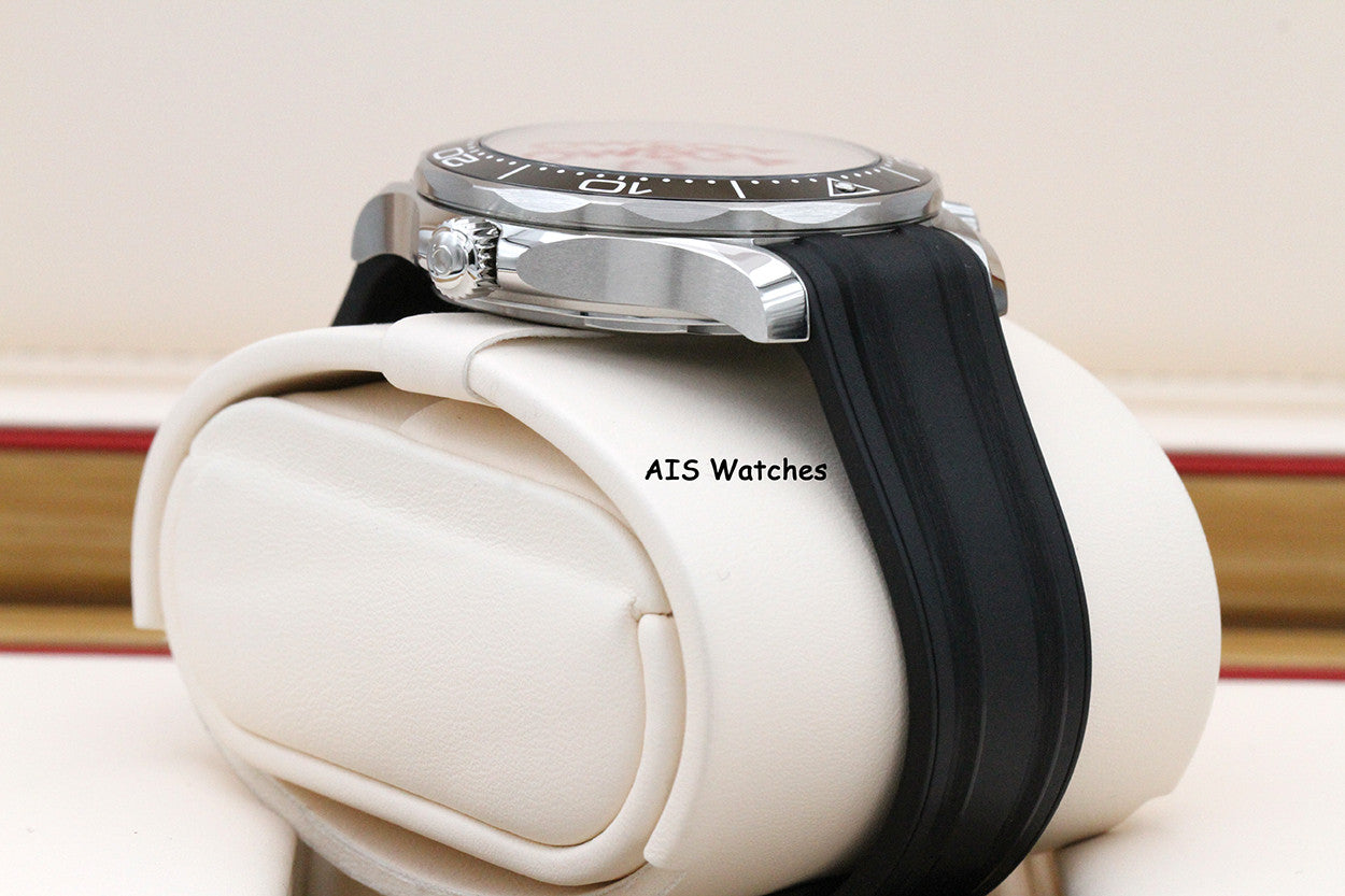 BNIB Omega Seamaster 300M 42MM Diver White Wave Dial 210.32.42.20.04.001 Box & Papers