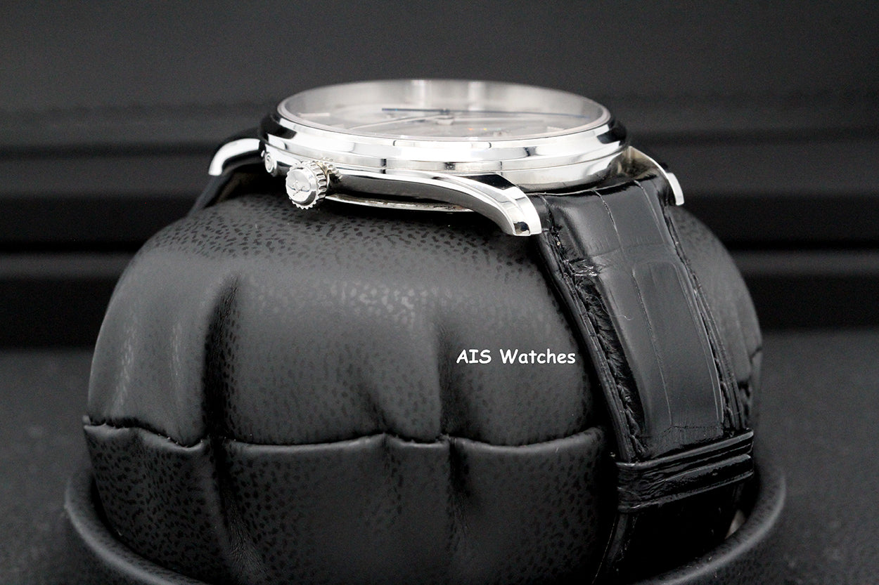 Jaeger-LeCoultre Q1368430 Master Ultra Thin Moon 39MM Stainless Steel Silver Dial B&P