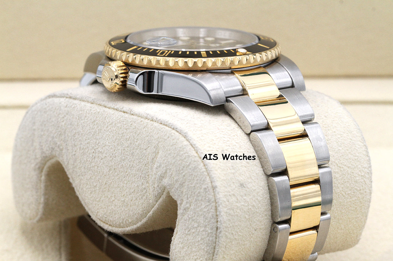 Rolex Submariner 18K YG/SS 116613LN Black Dial Ceramic 40MM 2015 B&P