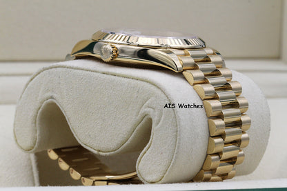 Rolex 228238 DayDate 40MM DD40 Yellow Gold Silver Roman Dial 2019 Box & Papers