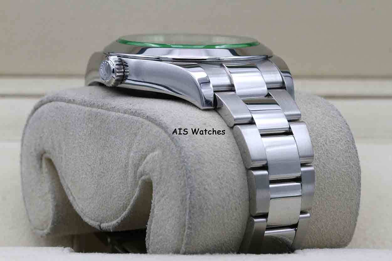 Rolex Milgauss 116400 GV Green Crystal Black Dial 2021 Box & Papers