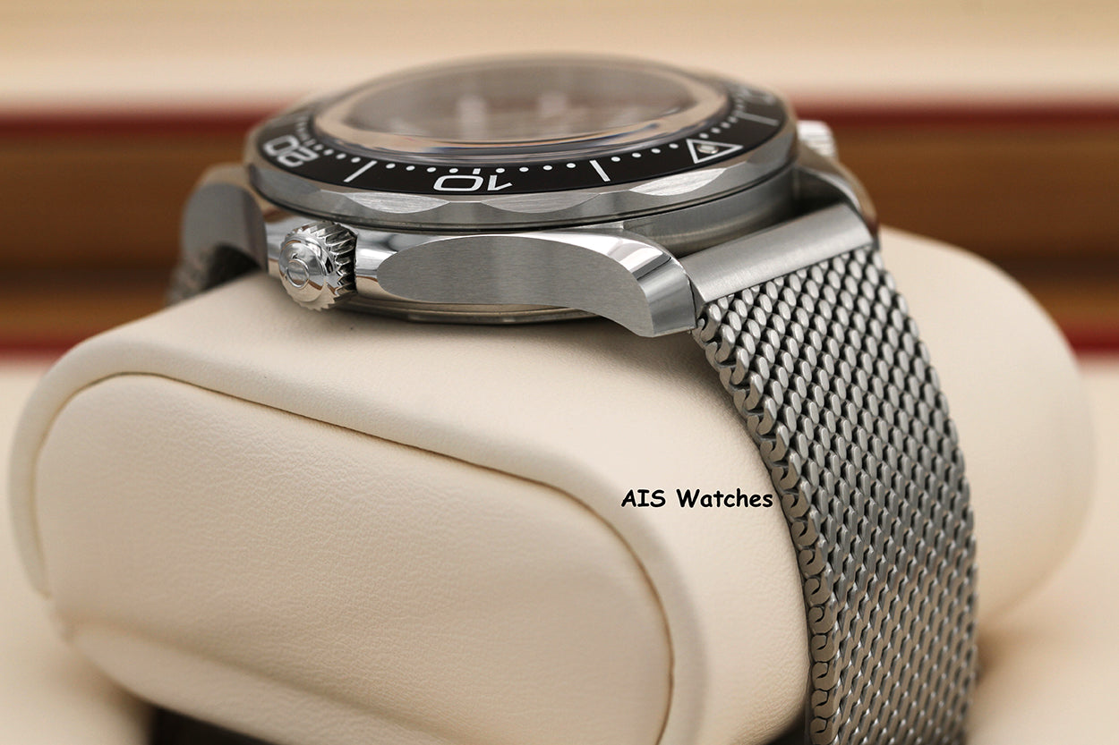Omega Seamaster 300 Diver No Date 210.30.42.20.01.010 42MM Mesh Bracelet B&P