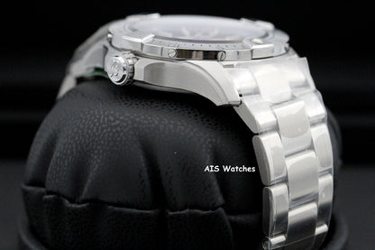 BNIB Breitling Avenger Automatic A17328101B1A1 Black Dial Bracelet SS 42MM B&P